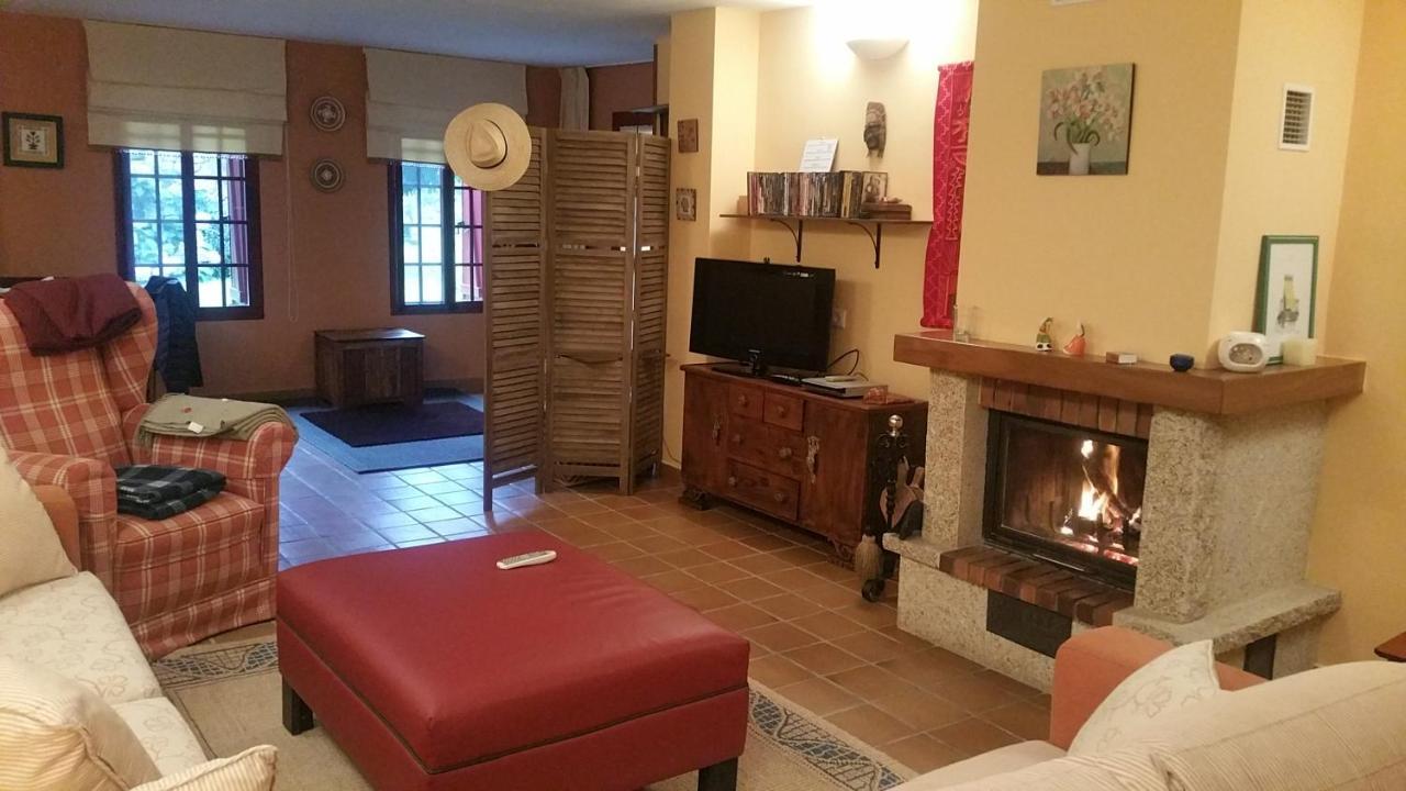 A Casa Do Buxo Villa Nogueira De Ramuin Kültér fotó